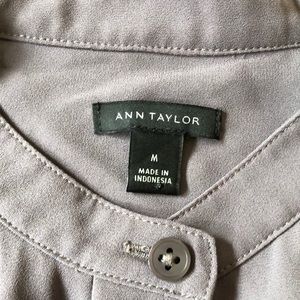 Gray blouse. Like new